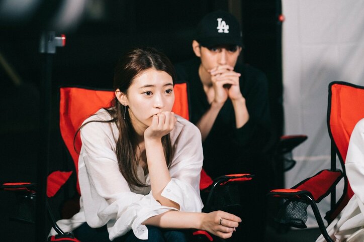 「飼いたい」「沼深い」圧倒的人気No.1の子猫系俳優・ルイを巡り女たちがバトル…！『ドラ恋～Kissing the tears away～』