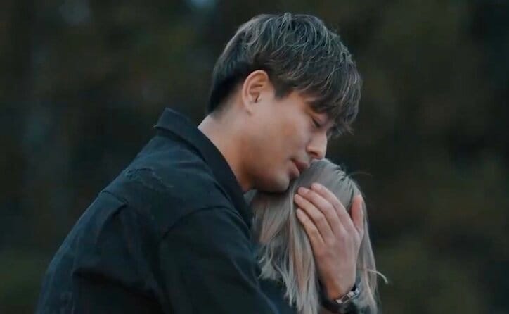 【写真・画像】元国民的アイドルの38歳元夫、12歳下シンママ美女とカップル成立で熱い抱擁「久々の感情でだいぶ嬉しい」　3枚目