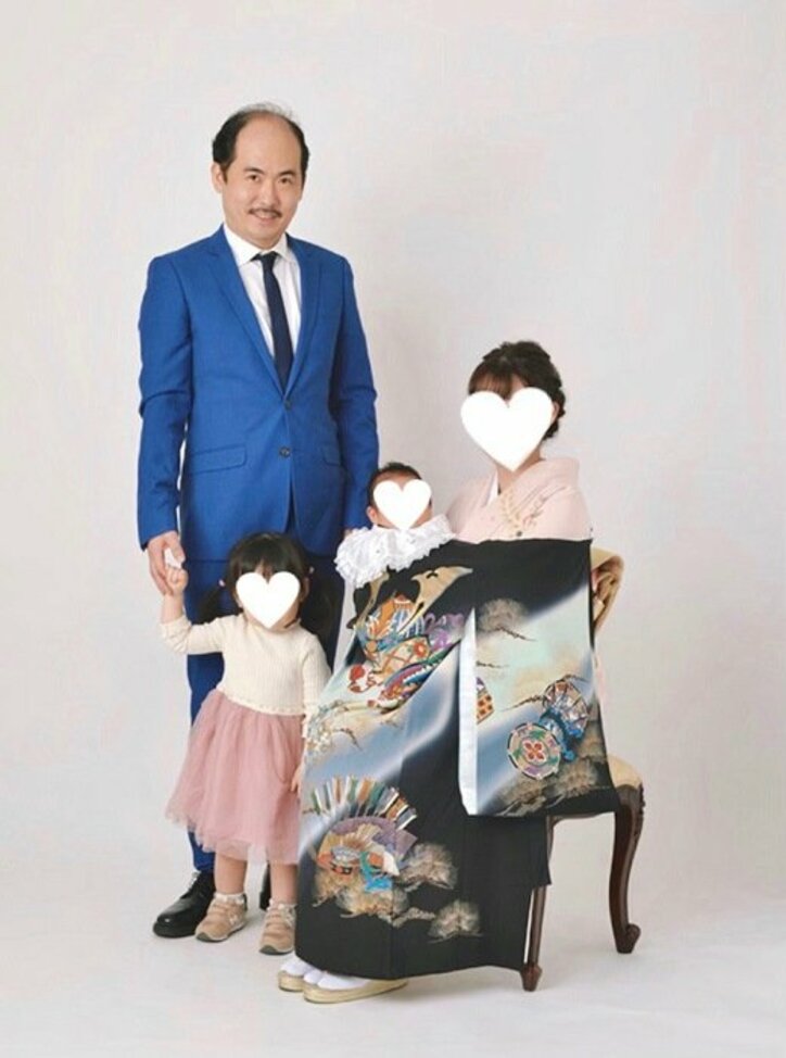 トレエン斎藤の妻、“昭和感溢れる”家族写真を公開「お母さんになったんだな」