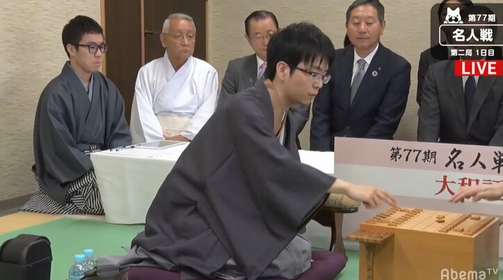 豊島将之二冠が連勝か　佐藤天彦名人が反撃か　注目の一局が開始／名人戦七番勝負第2局