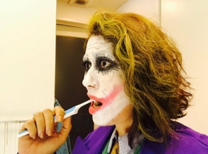 LiLiCoのリアルすぎるジョーカーコスプレ　J-WAVE放送時に大盛り上がり