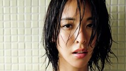 奈月セナ、20代ラストに魅せる大胆素肌と艶やかな表情 『FLASH』4年ぶり撮り下ろし