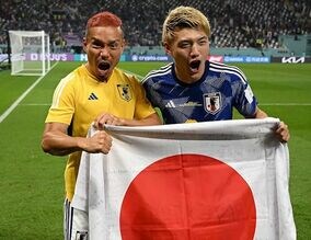 「日本が奇跡」「スリラー映画のようだ」16強入りの森保Jに海外メディアから賞賛相次ぐ！「ドウアンがいれば夢を見られる」【W杯】