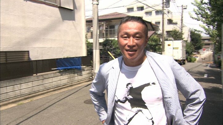 「自殺やめました」きっかけは一通の手紙 “野人”サッカー元日本代表・岡野雅行が現役を引退しても走る理由