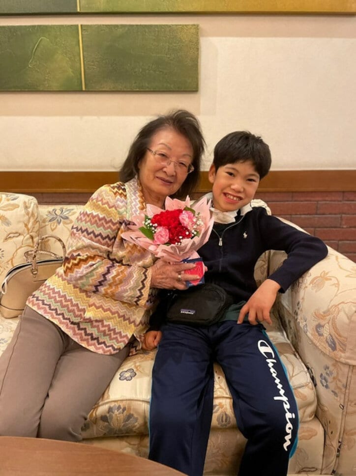野田聖子氏、息子と母の日をお祝い「誰もいない静かな空間」