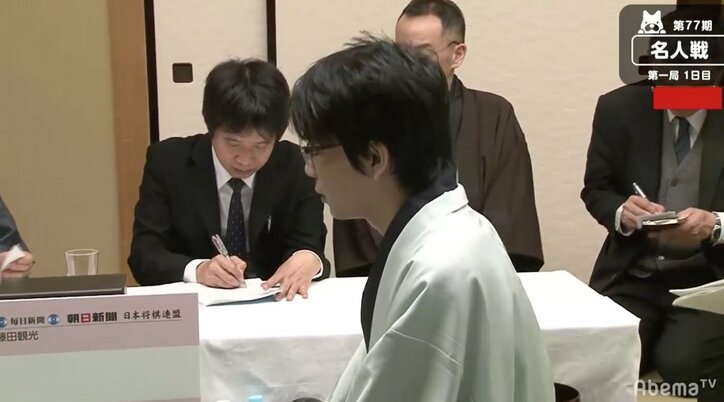 第1局は千日手 佐藤天彦名人、豊島将之二冠譲らず 明日、豊島二冠が先手で指し直し 名人戦で16年ぶり/名人戦七番勝負