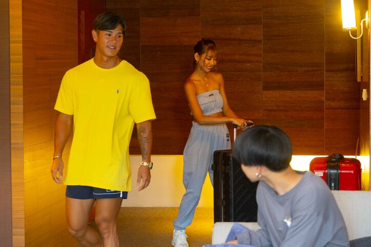 セクシーな女王様系ギャル「もっとガツガツきてほしい」シャイなゴリマッチョを誘惑『シャッフルアイランド Season3』#4