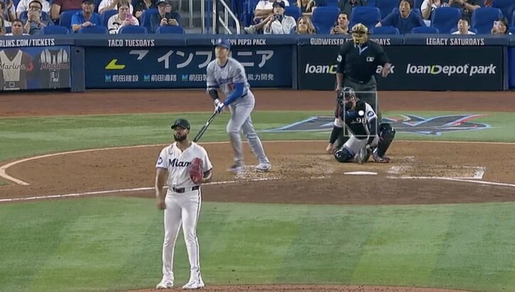 【写真・画像】球場騒然！ 大谷翔平、9号弾丸ライナーで“想定外のハプニング”「ヤバいw」「ミラクルすぎ」190km“ロケット打球”がブルペンに爆速到達→まさかの展開　1枚目