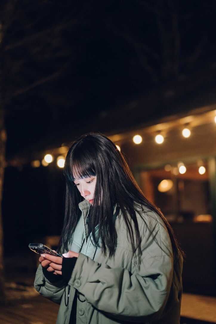 初恋の齊藤なぎさ、まさかの三角関係に「泣きそうになってきた」イケメンK-POP練習生をめぐり『ガルプラ』出身女子と奪い合う展開に『花束オオカミ』第1話