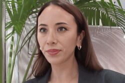 拒食症で生理が7年止まっていた…道端アンジェリカ、身長176cm体重45kgだった当時の写真を公開