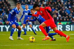 「80億円の価値」「リバプールを恐怖に」三笘薫、“世界中で最も注目される選手”へ！ ビッグクラブ移籍論争も加熱、驚異的な活躍を振り返る