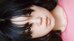 若手俳優・古川琴音写真集『CHIPIE』発売（7月3日）記念 先行カットが都内3カ所でポスター掲示 7月6日まで