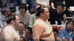 「何してくれてんだ」鉄人・玉鷲が突っ込んだのに…獅司の“変化”に賛否 「反則ではないんですけど…」境川親方も敢えて苦言