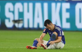 「ビルドアップでのミスが多過ぎ」6連敗のシャルケ、吉田麻也に厳しい評価も守備で奮闘「デュエルでは良い仕事」