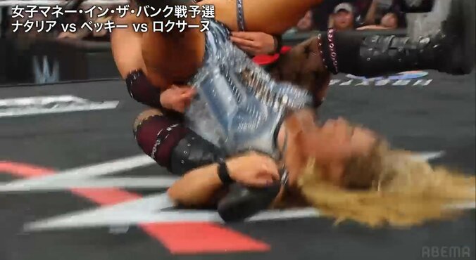 「ポップ・ロックス」を決められ、3カウントを献上