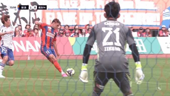 衝撃ゴラッソ！「どんなGKでも止められない」新潟MFの“黄金の左足”にSNS騒然「月間ベストゴールおめでとうダニーロ（確信）」「うますぎて爽」 5枚目