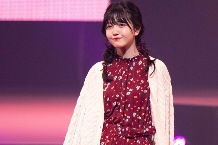 乃木坂46久保史緒里『華のSeventeen』イベントに2年連続出演、ランウェイ笑顔で闊歩