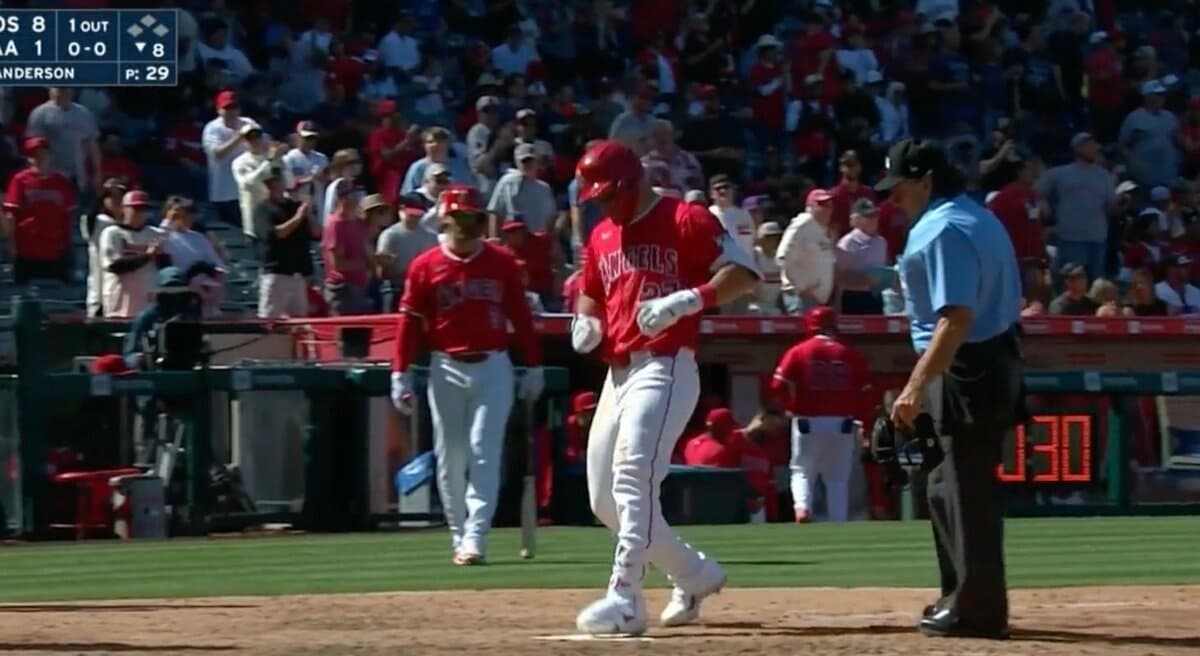 大谷翔平の抜けたエンゼルスに緊急事態！ “兄貴”トラウトがヤバ