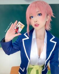 コスプレイヤー・カモミールが「五等分の花嫁」の中野五姉妹をコンプリート！「再現度高すぎです！」と大好評