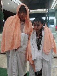 『花晴れ』中川大志、杉咲花とのずぶ濡れショットを公開