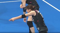 “かわいいだけ”どころじゃない… 女子バレー、注目選手が強烈サーブをレシーブ→直後に“ど迫力”スパイクにアリーナ興奮