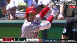大谷翔平、快挙翌日も元気に出場1安打に大飛球、延長では申告敬遠も チームは延長で競り勝ち3連勝