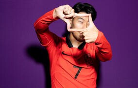 「ブラックパンサー」「オペラ座の怪人」バットマン姿で復活のソン・フンミンに種々の歓迎「暑さで一気に上がったパンツ」