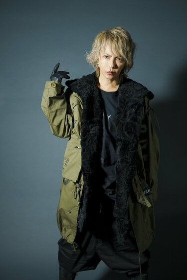 HYDEが語る ソロ20周年と配信ライヴへの思い「エンタテインメントが