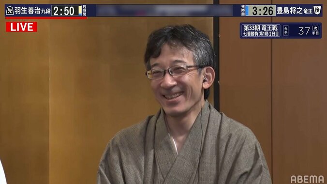 もはや鉄板ネタ 天衣無縫の棋士・佐藤康光九段の「本格正統派」発言に周囲も本人も大笑い 1枚目