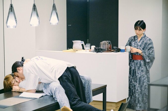 「見ててどうだった？」濃厚キスシーンを三角関係のライバルの目の前で練習『ドラ恋～Kissing the tears away～』act.9 9枚目