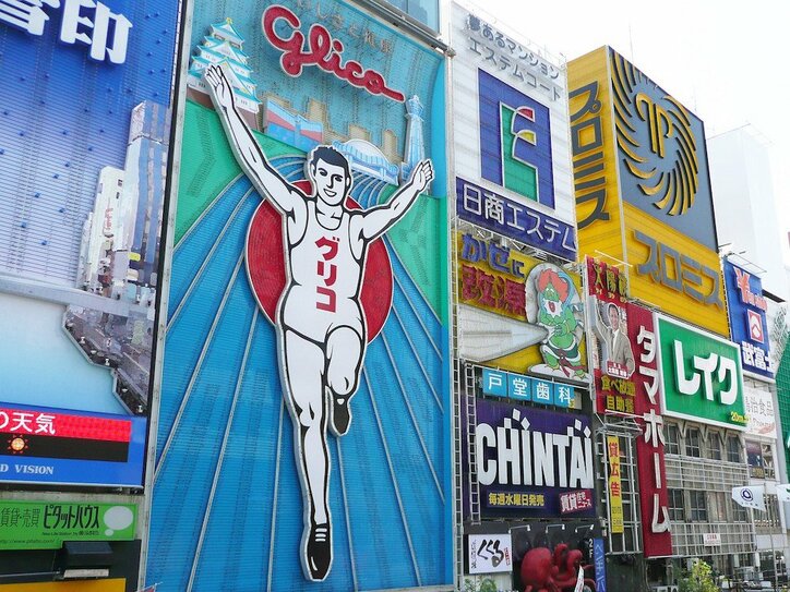 「全ては“たけしメモ”から始まった」  元祖フリップ芸人、ビートたけしがもたらした功績と進化