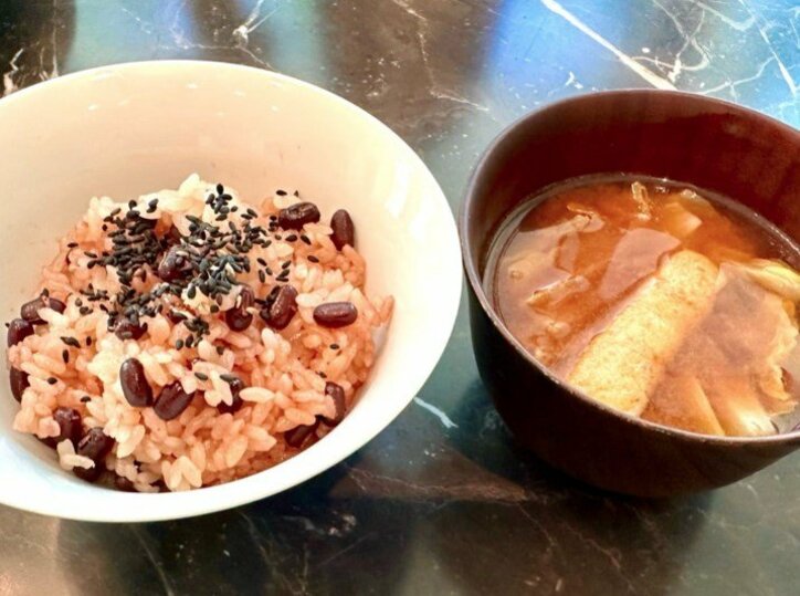 【写真・画像】 つんく♂、自分で作ってみた料理を公開「やってみるとあれこれ大変」 　1枚目