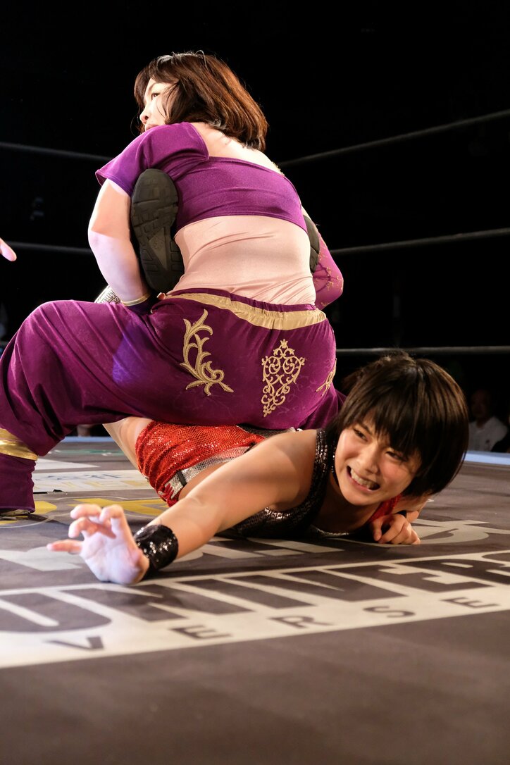 母親の夢を叶えるために…仮面女子・川村虹花プロレスデビュー！敗れるも無限の可能性