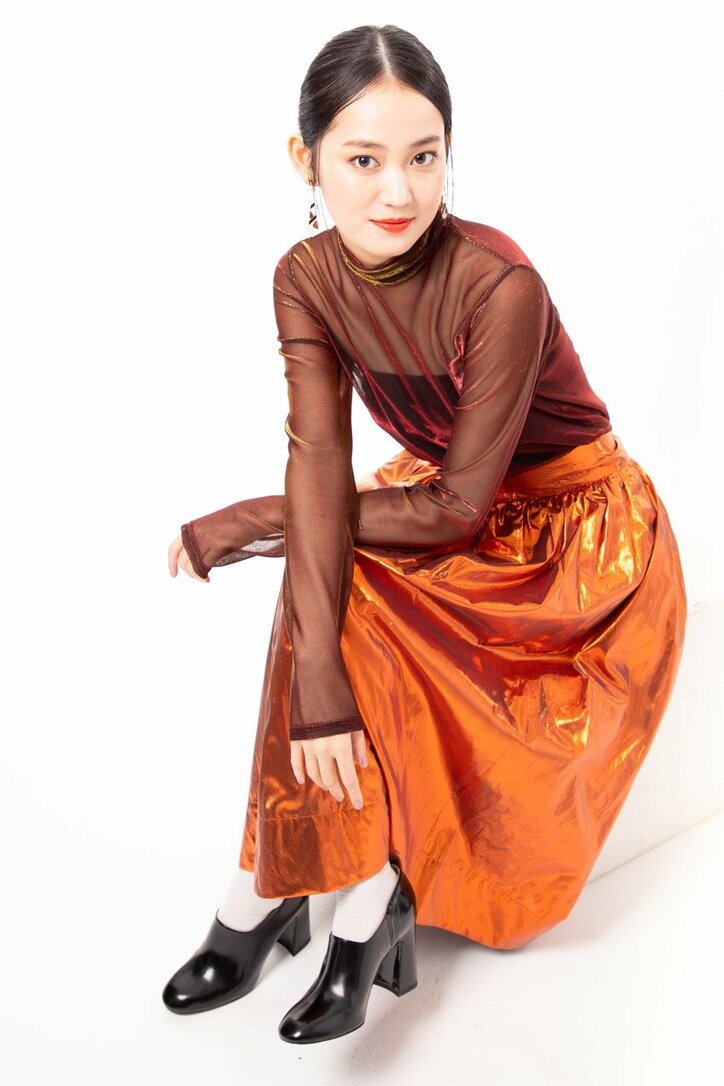 国民的美少女・吉本実憂が5kg増で“ぶちゃいく”新卒OLに!? 映画『レディinホワイト』インタビュー