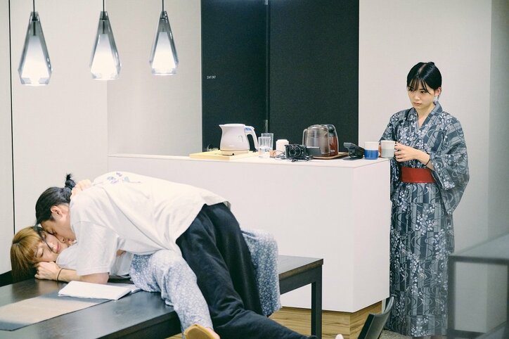 「見ててどうだった?」濃厚キスシーンを三角関係のライバルの目の前で練習『ドラ恋~Kissing the tears away~』act.9