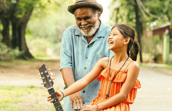 声優・新田恵海 登壇　映画『ブランカとギター弾き』音声ガイド付き上映イベント決定