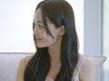 「おっと、かわいい！」透け感たっぷりなミニワンピ＆白の靴下で登場した美女に男子の動きが止まる「アイドルっぽい」
