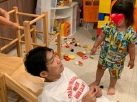 石田明（NON STYLE）『滑り台を背もたれにしたのが間違いでした』