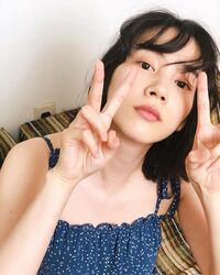 のん、透明感あふれるピースショットに称賛の声「透明感！」「最高 綺麗です」