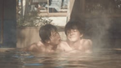 田中圭&林遣都、入浴シーンで肉体美を披露「いい身体だね…」「見せてくれるの天才！」ファン歓喜『おっさんずラブ-リターンズ-』