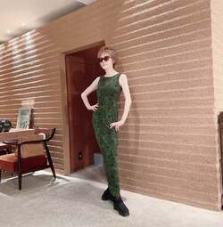  小柳ルミ子、2980円のワンピースを着用した姿を公開「びっくり」「高価に見える」の声 