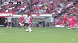 エグすぎる！元日本代表トリオの高速ショートカウンターからの弾丸恩返し弾炸裂！スタジアムを沈黙させた衝撃の10秒間