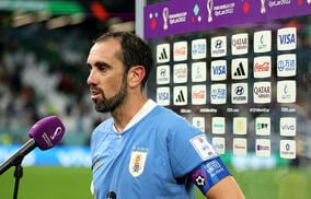 W杯敗退のウルグアイ、主将ゴディンは代表に区切り