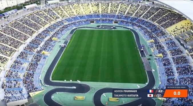 世界一のラリー車がスタジアムを“爆走”…滅多にない光景が話題！ 勝田貴元も豪快ドリフト披露しスペイン熱狂 3枚目