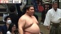 「なんだこのちいかわは」「ドヤ歩き最高」覚醒した宇良、藤凌駕を豪快にぶん投げる「決めた後の足がセクシーすぎw」自信満々リアクションにファン大興奮