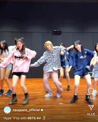 1105万再生…BTSメンバーが続々“後輩”NewJeansとコラボダンス「次はグクとDItto…？」の声も
