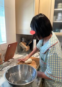 花田虎上『パン作り』