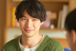 福士蒼汰、岡崎紗絵＆佐々木希からのW告白に出した答えとは？「最後はあなたに看取られて…」『アイのない恋人たち』