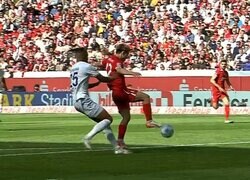 堂安律の“決勝ゴール演出”にファン歓喜！「エグいな」「強い」絶品ラインブレイク→鬼キープ→完璧パスの一部始終