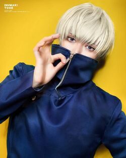 人気コスプレイヤー・LAY、「呪術廻戦」狗巻棘に扮したポップな写真に絶賛の声「精巧すぎる！」「カッコいい」